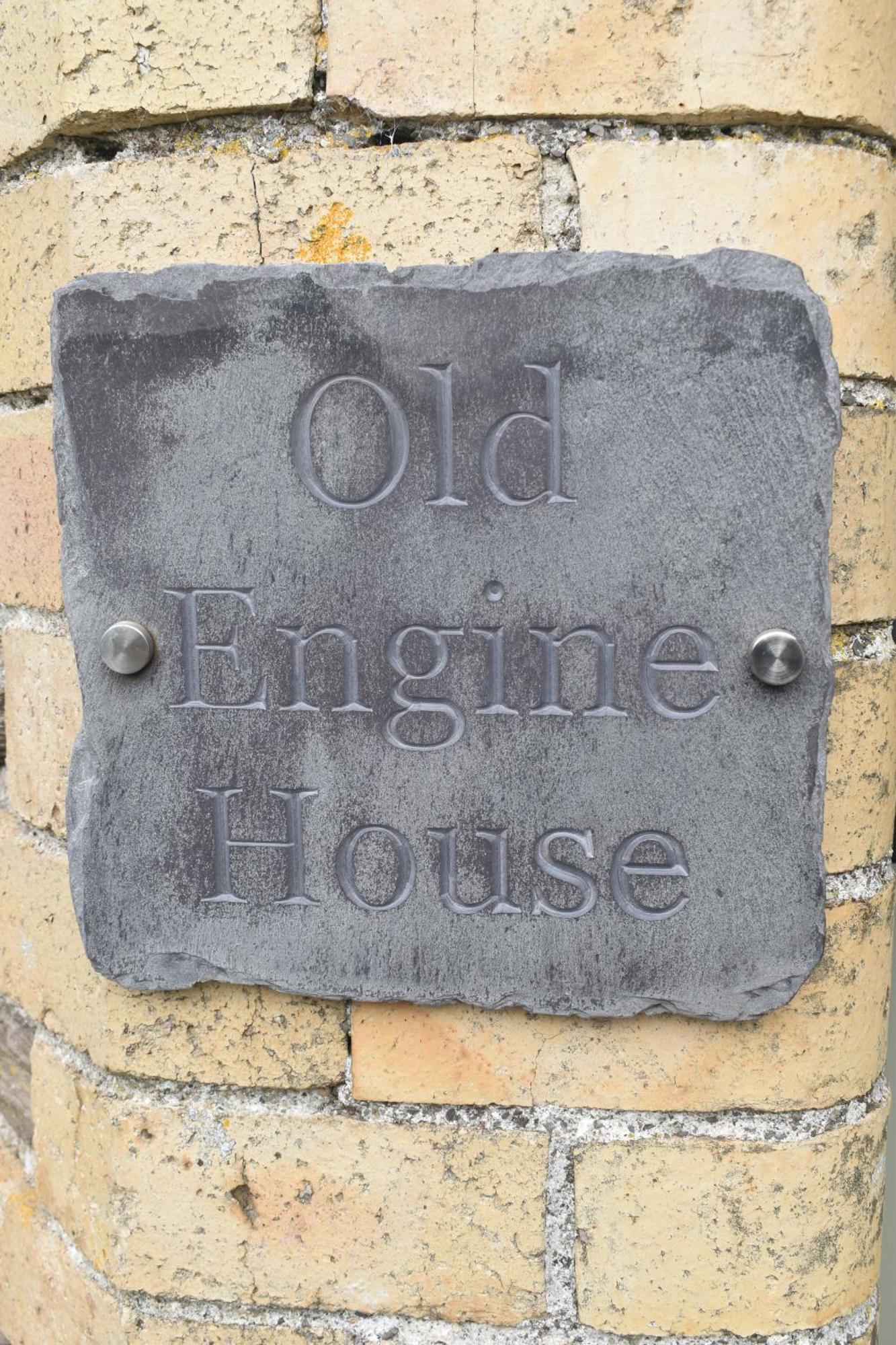 Old Engine House Villa Noss Mayo Exteriör bild